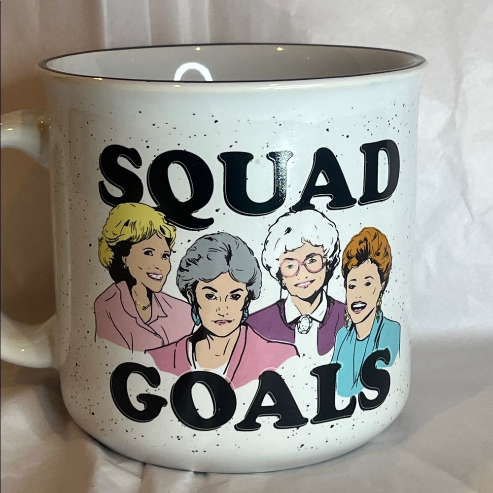 Golden Girls 20 Ounces Ceramic Mug with Iconic Characters